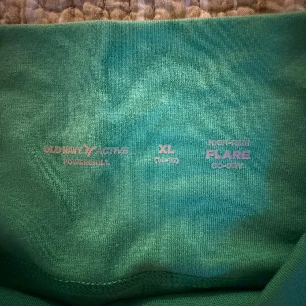 Old Navy Active Girls XL 14-16 PowerChill Crossover High Rise Bike Shorts Teal